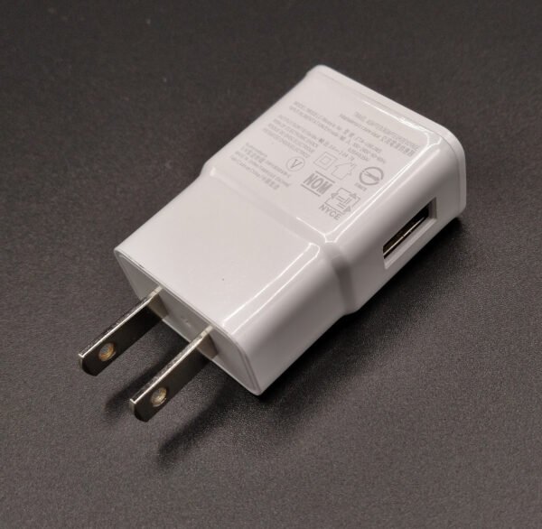 CARGADOR USB (CELULAR) 2A
